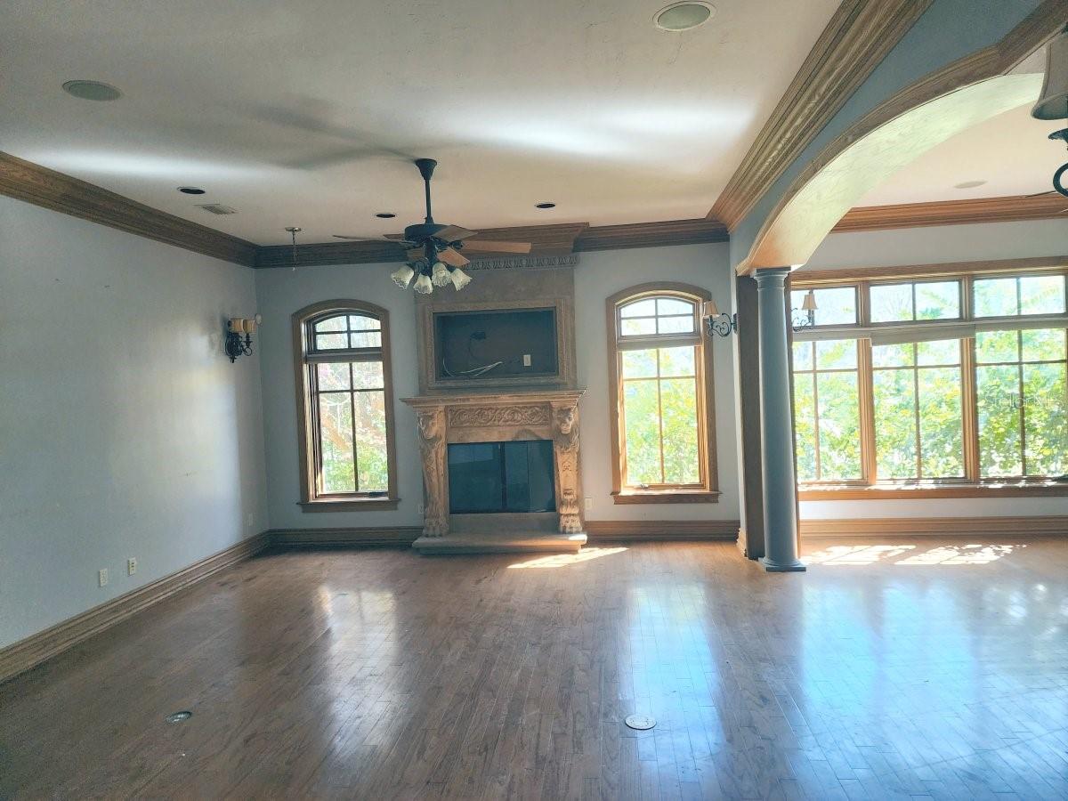 STONEGATE - Residential