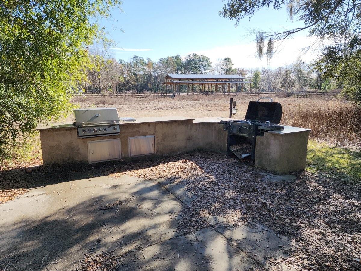 STONEGATE - Residential