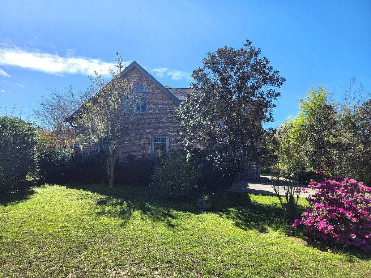 STONEGATE - Residential