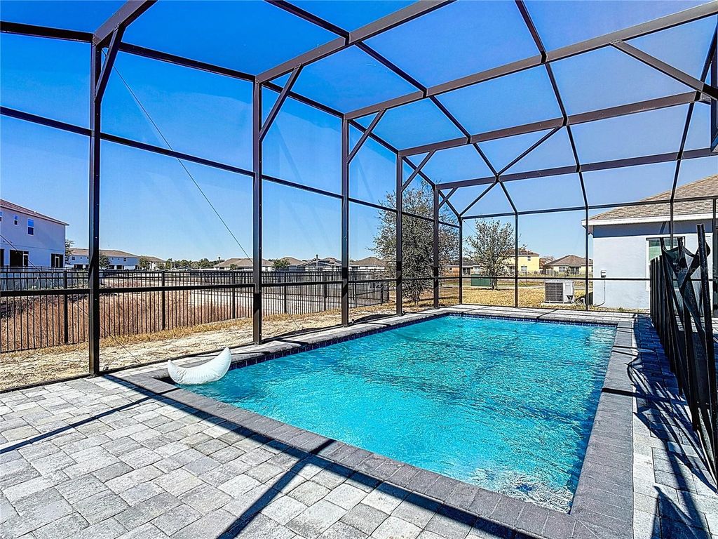 Photo of 652 Samuel Place, Davenport, FL 33837 (MLS # S5144797)