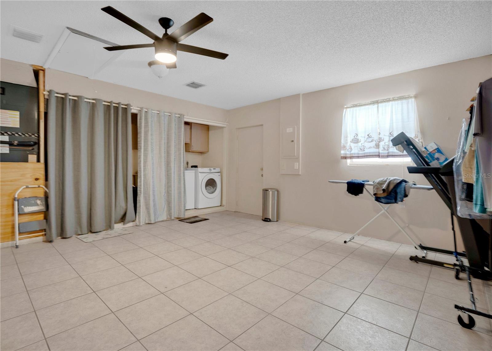 DELTONA LAKES UNIT 14 - Residential