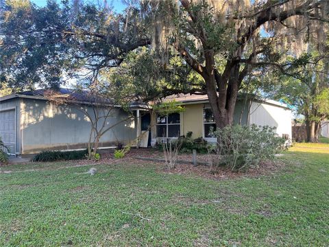 Photo of 437 Eagle Drive, Kissimmee, FL 34759 (MLS # O6393876)