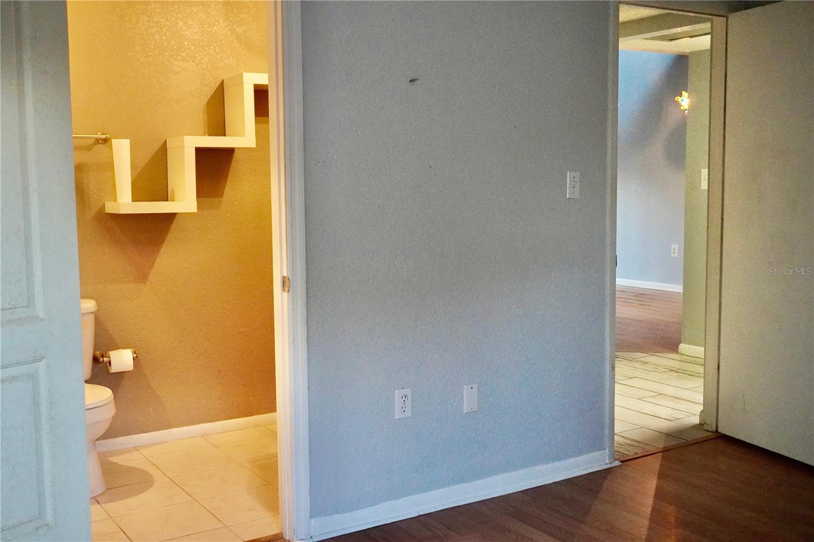 CASA LOMA CONDO - Residential