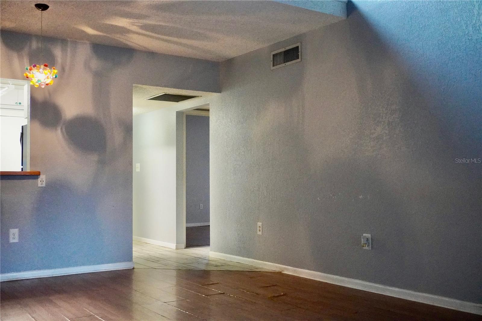 CASA LOMA CONDO - Residential