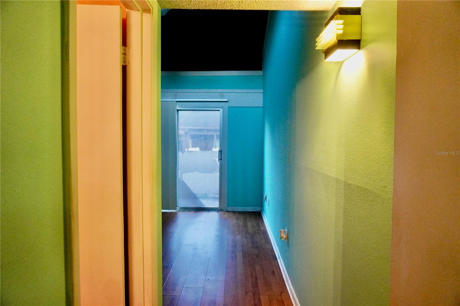 CASA LOMA CONDO - Residential