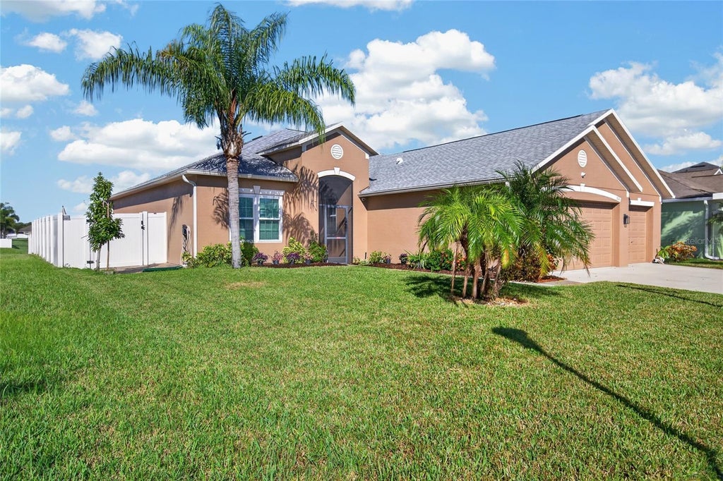 Photo of 13113 Graham Yarden Drive, Riverview, FL 33579 (MLS # TB8556862)