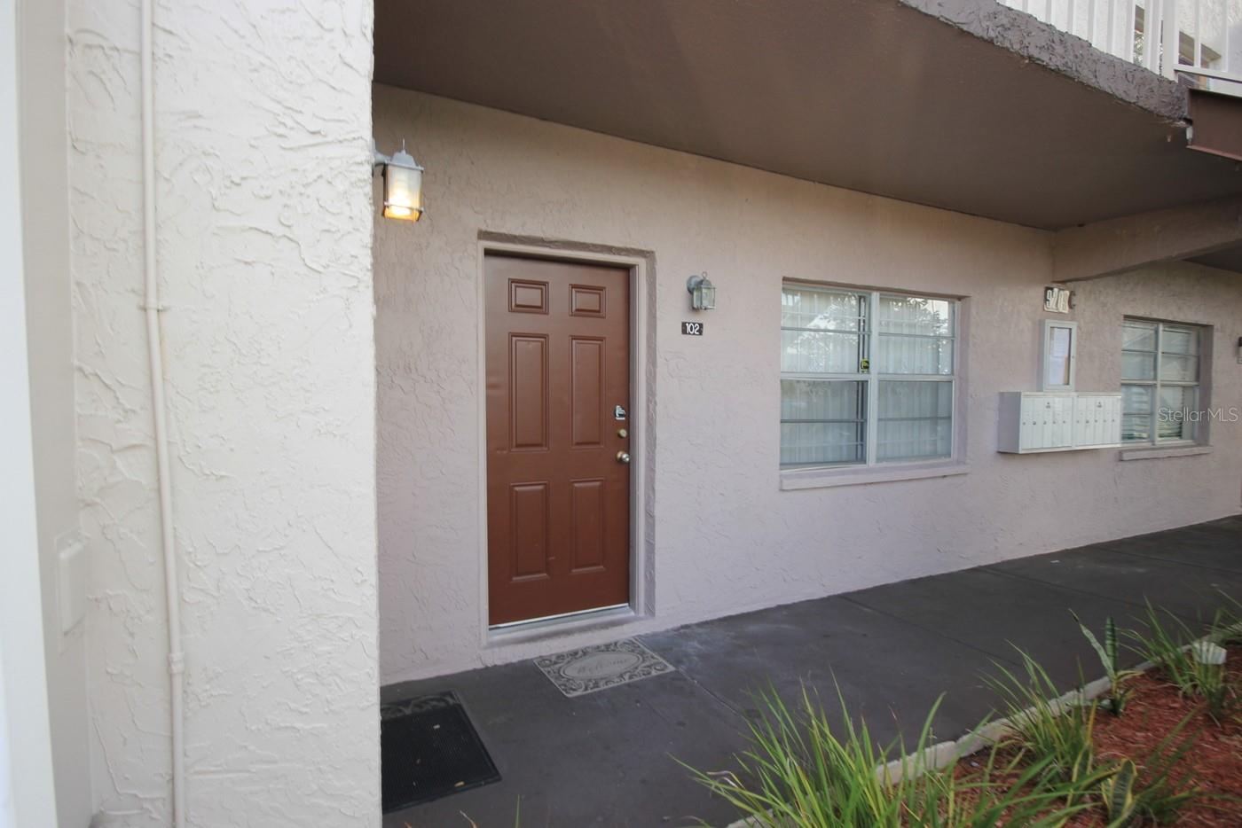 1BD / 1BA - Totally renovated 1st floor condo with water view. Features laminate throughout - no carpet, all new stainless steel appliances, and a nicely screened in porch perfect for enjoying the view of the canal. Blinds and new ceiling fans on order. The Tudor Cay community offers onsite laundry facilities, a sparkling swimming pool and tennis courts.