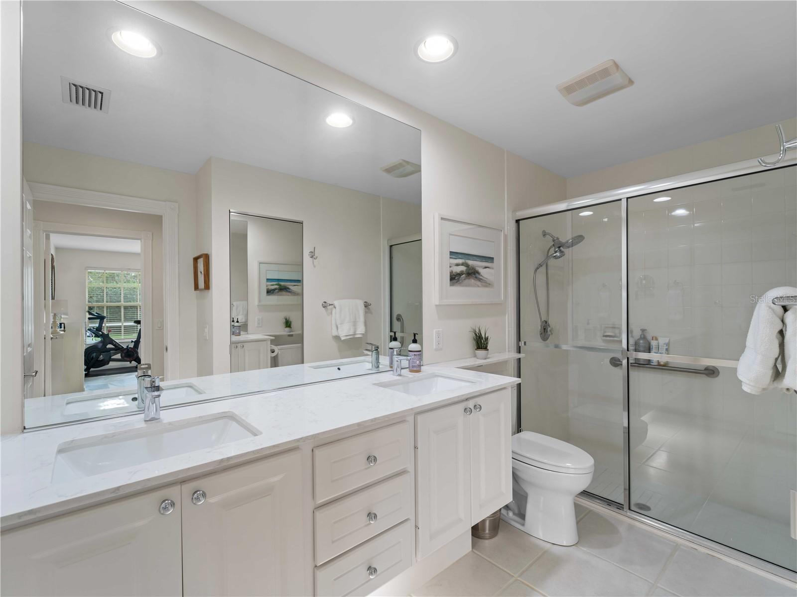 VILLAGEWALK - Residential