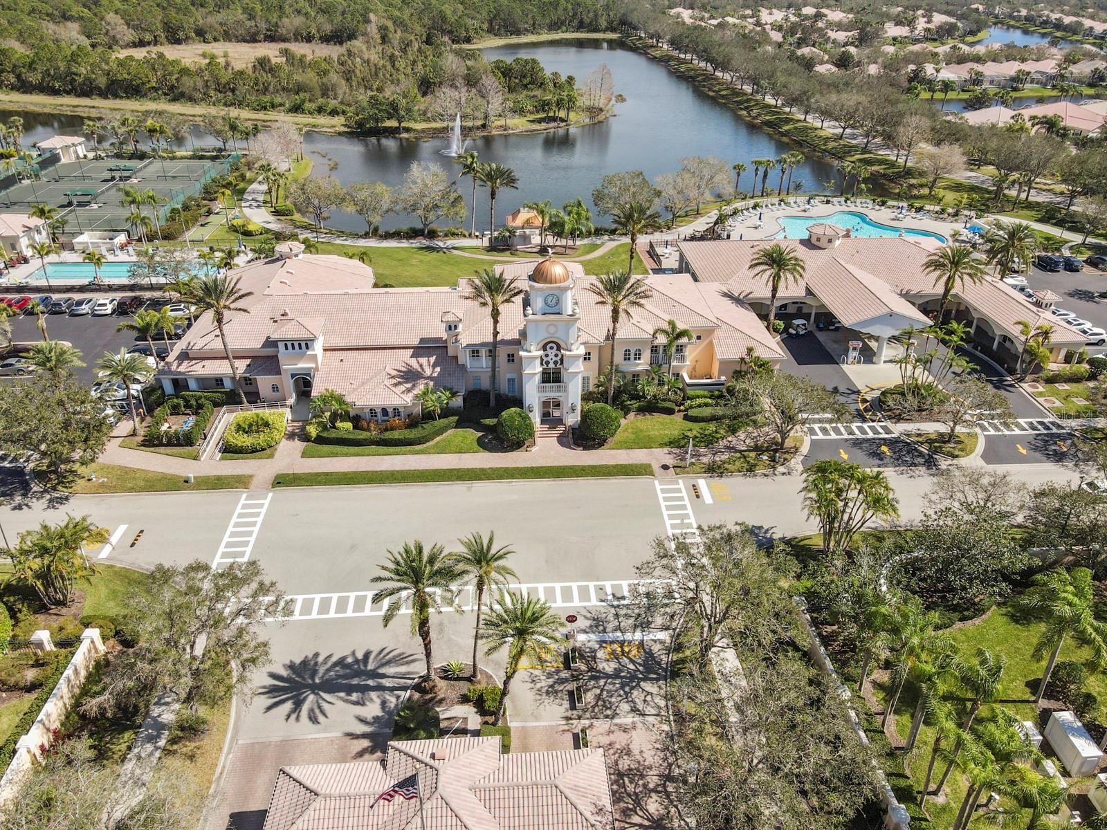 VILLAGEWALK - Residential