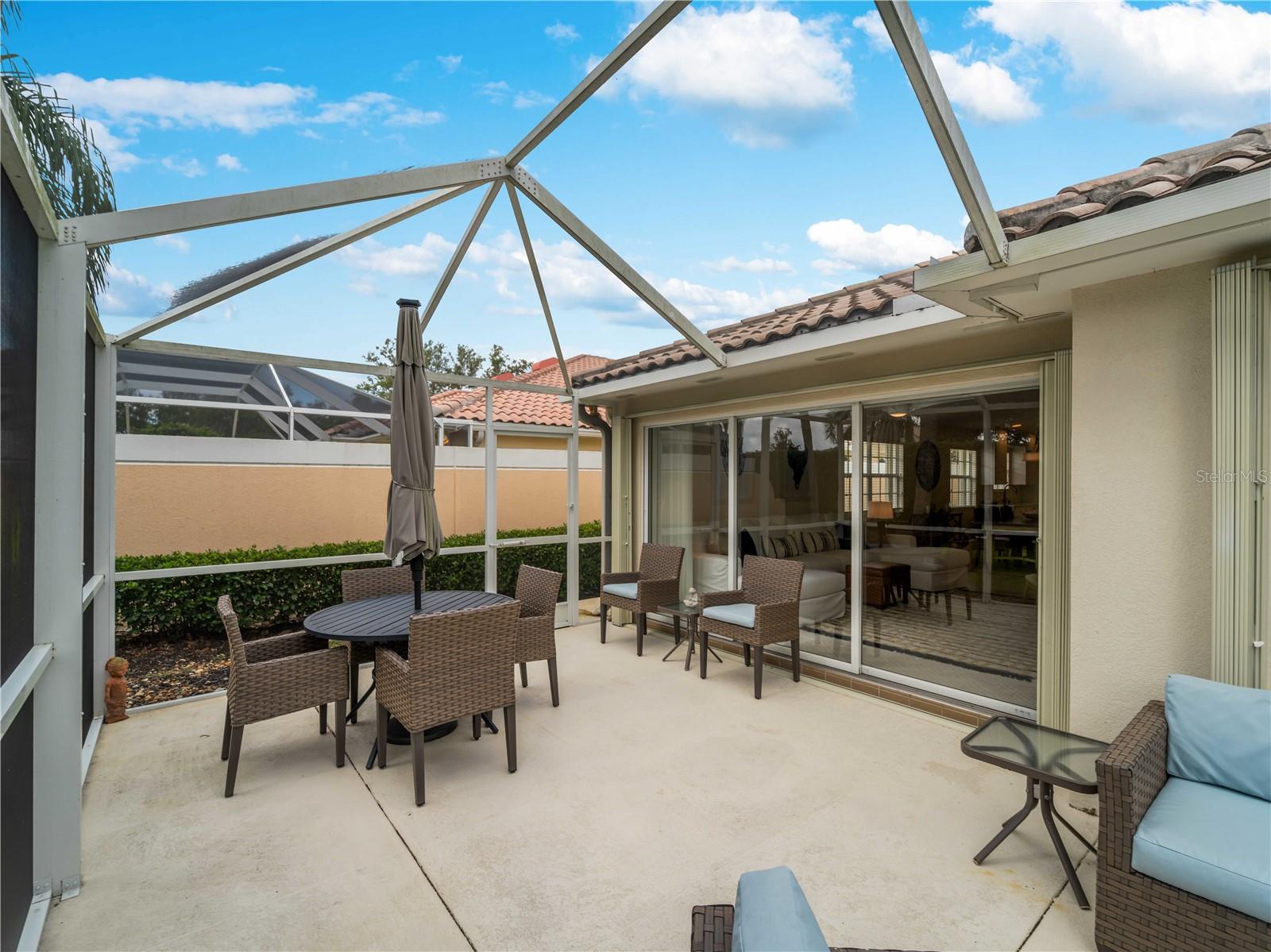 VILLAGEWALK - Residential