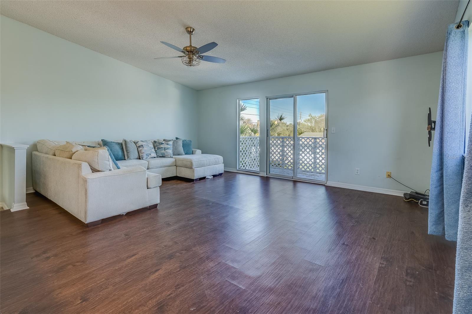 CURLEW LANDINGS SOUTH - Residential Lease