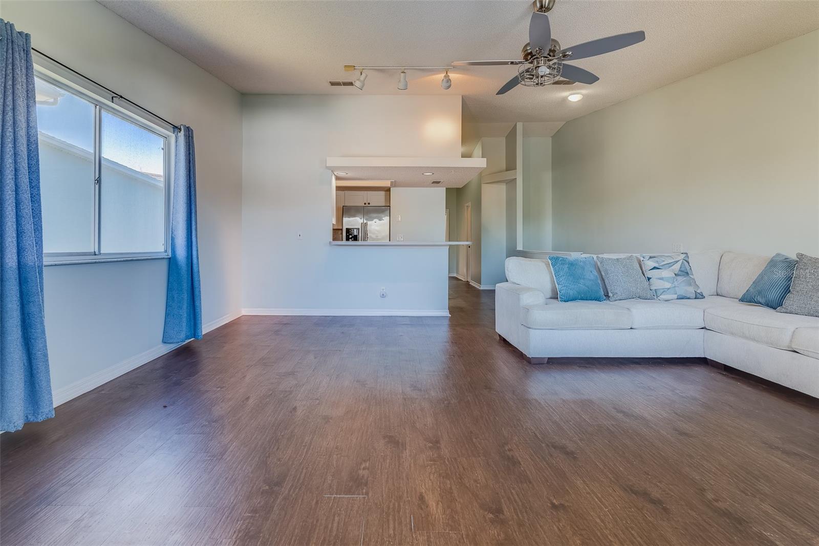 CURLEW LANDINGS SOUTH - Residential Lease