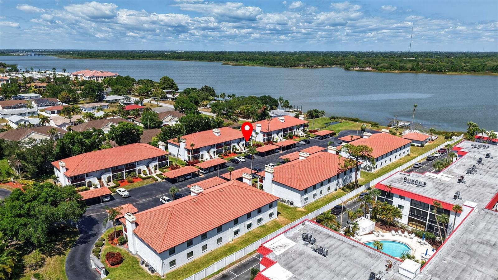 VILLAGE ON LAKE SEMINOLE CONDO THE - Residential