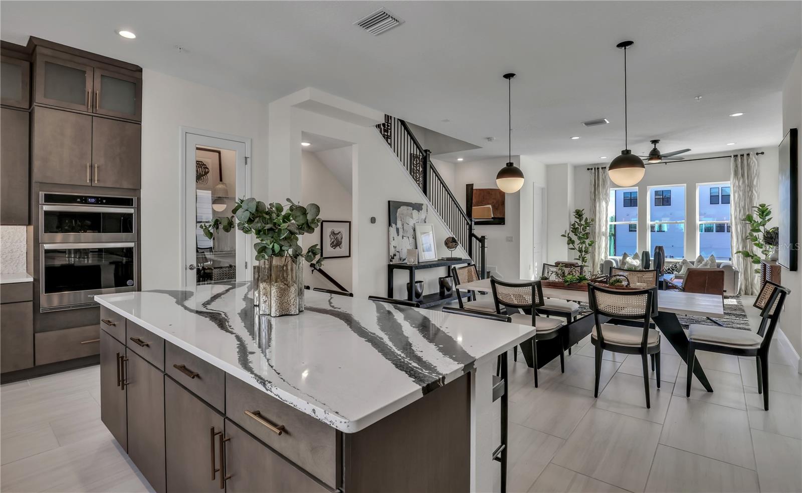 2269 VALENTINE ALLEY