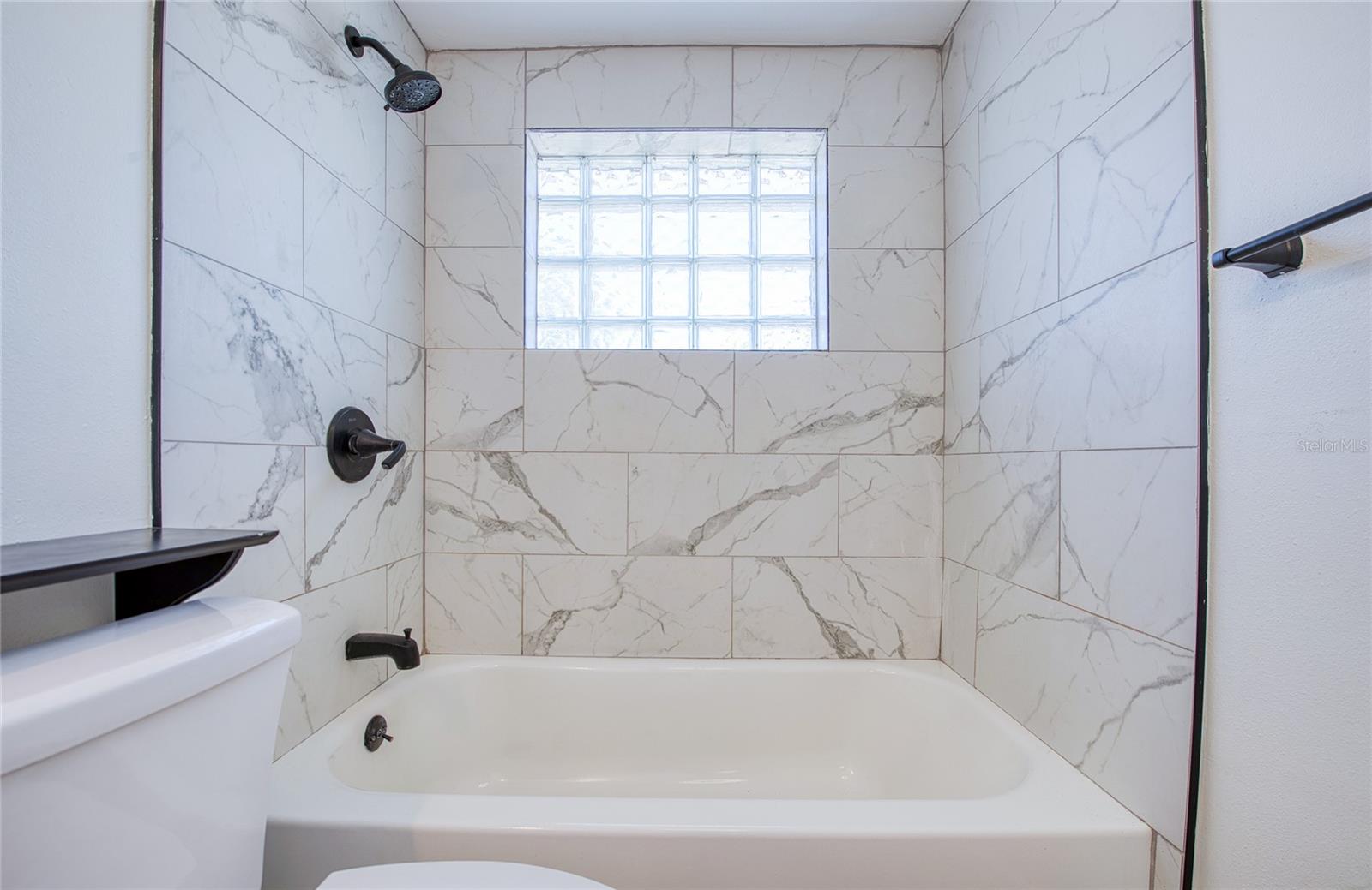 HOLIDAY LAKE ESTATES - Residential