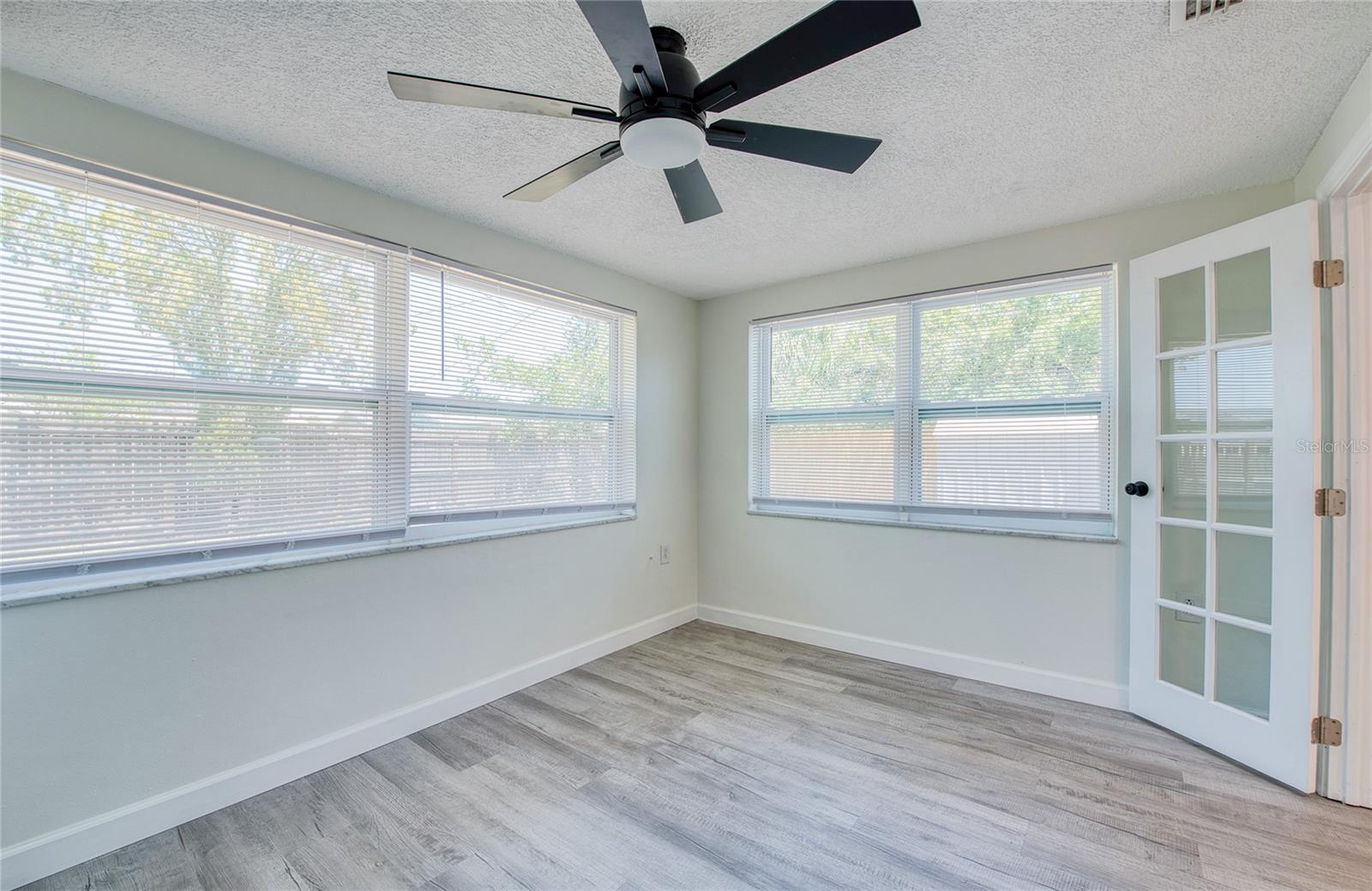 HOLIDAY LAKE ESTATES - Residential