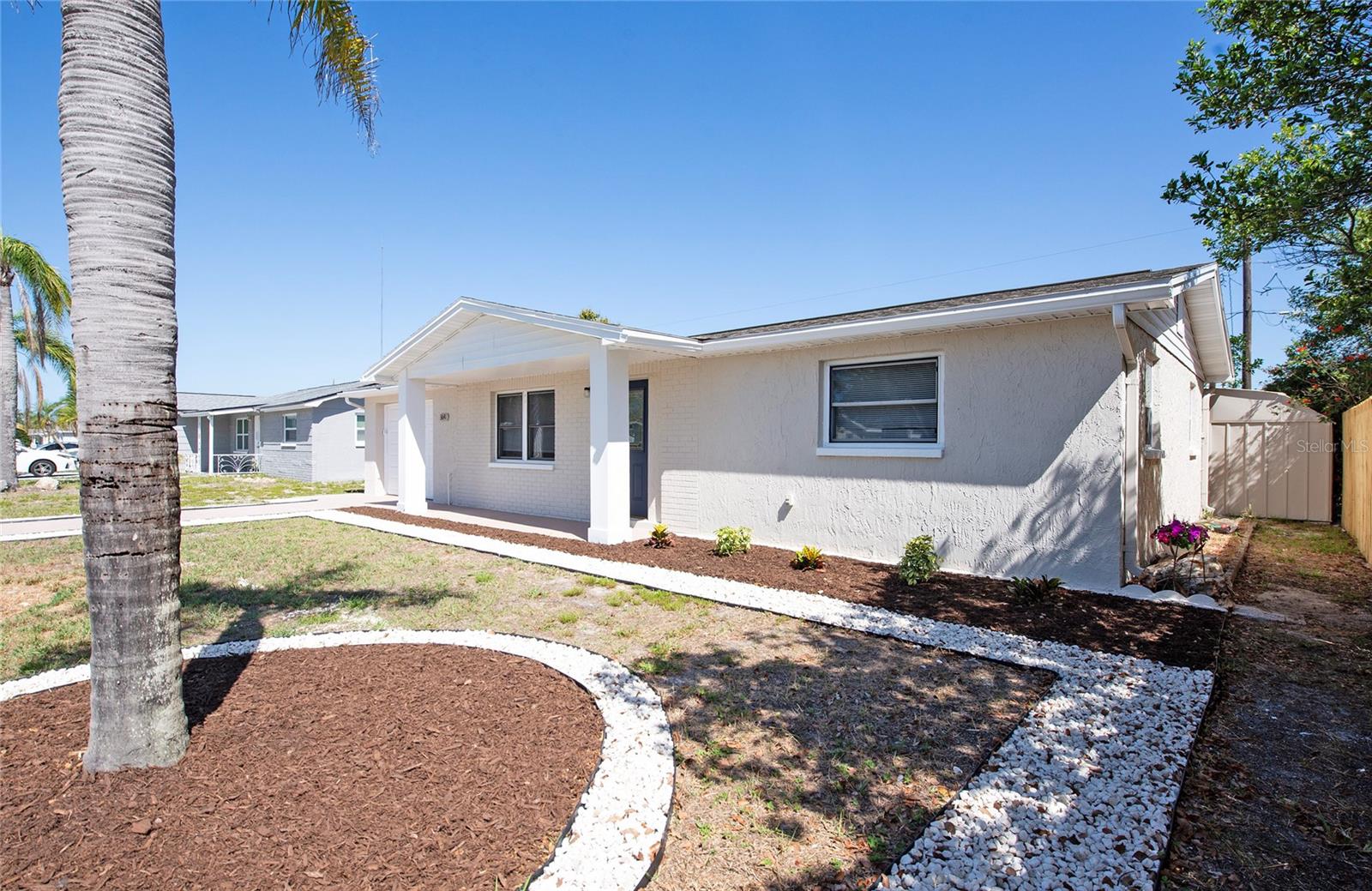 HOLIDAY LAKE ESTATES - Residential