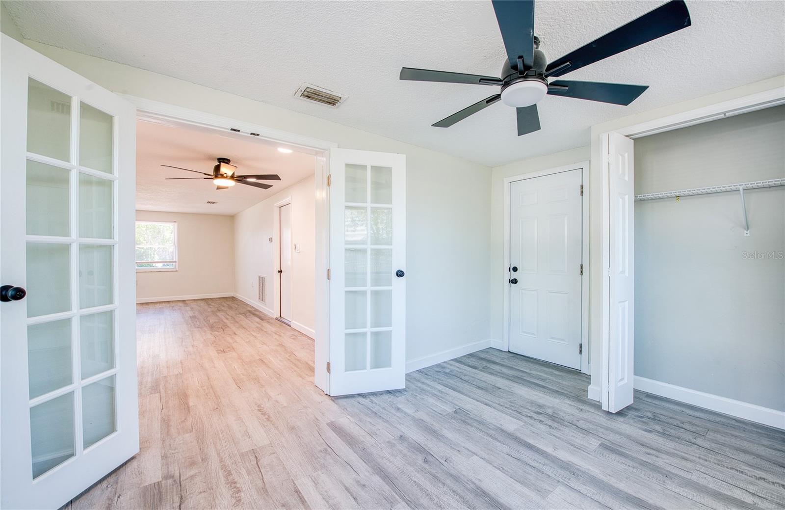 HOLIDAY LAKE ESTATES - Residential