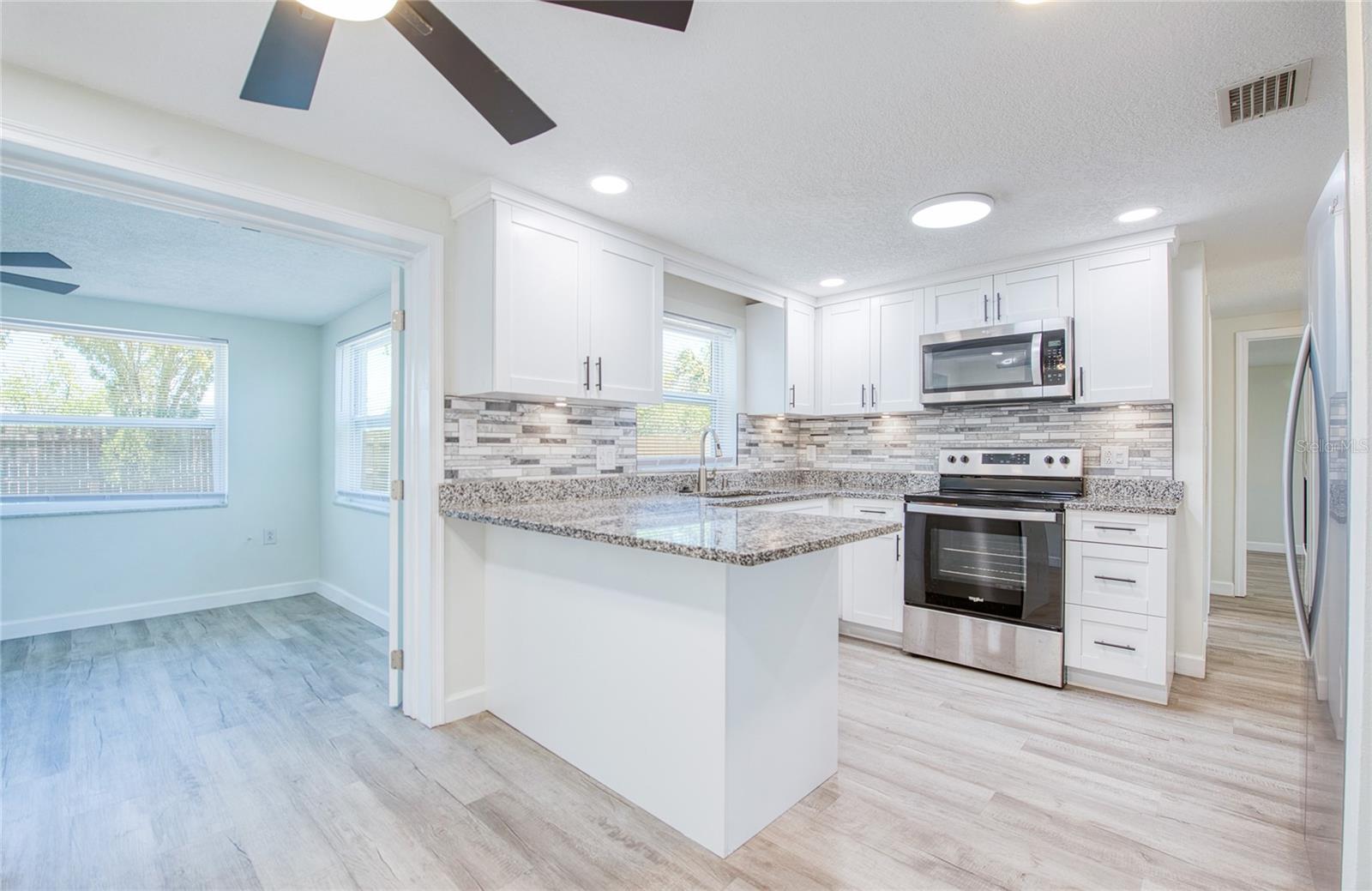 HOLIDAY LAKE ESTATES - Residential