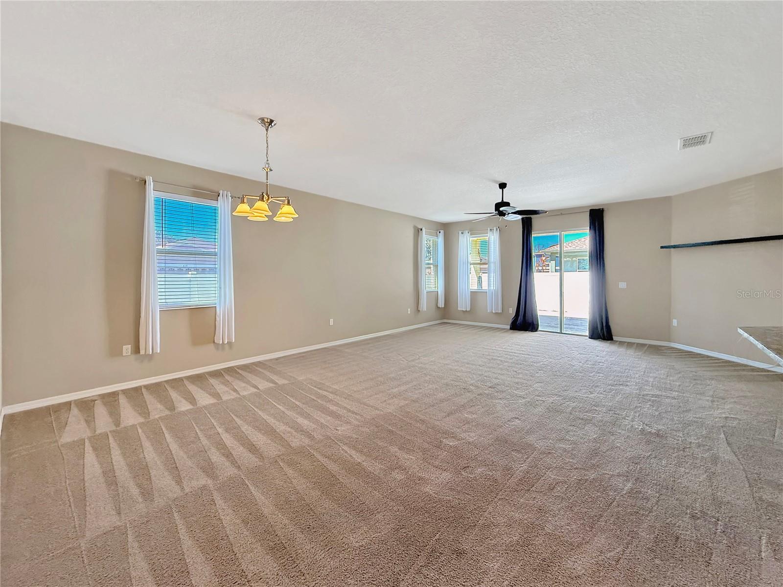 SUNDANCE FIELDS - Residential