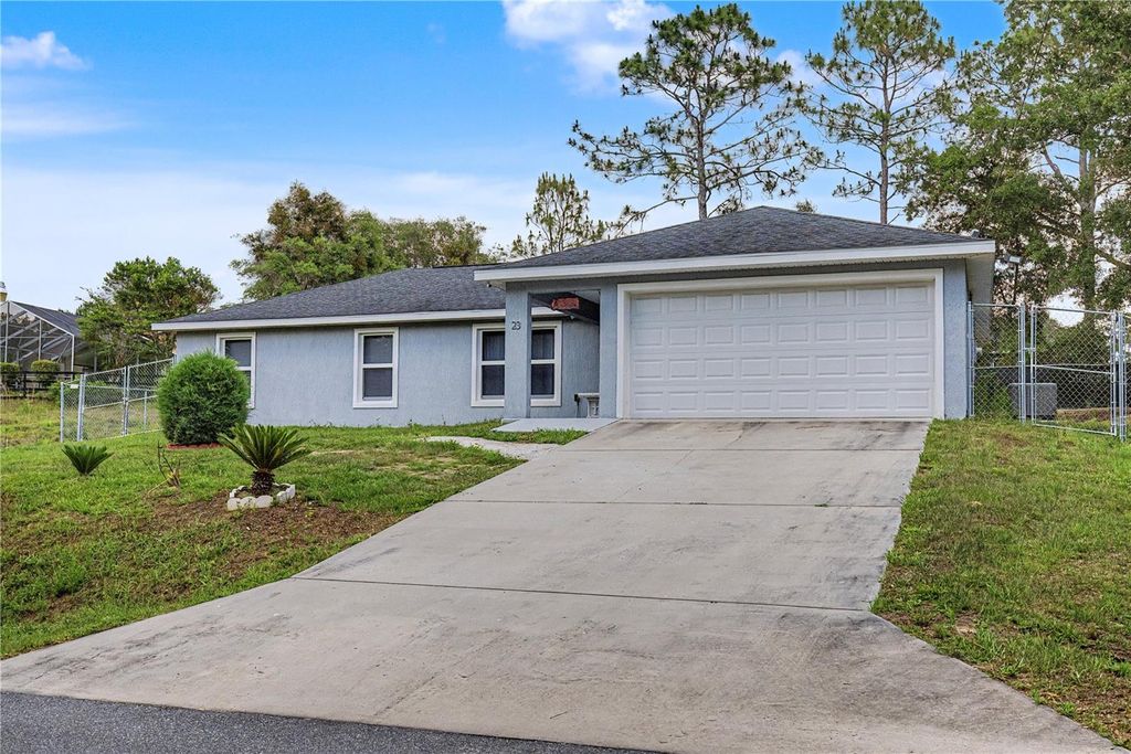 Photo of 23 Juniper Trail Circle, Ocala, FL 34480 (MLS # TB8511794)