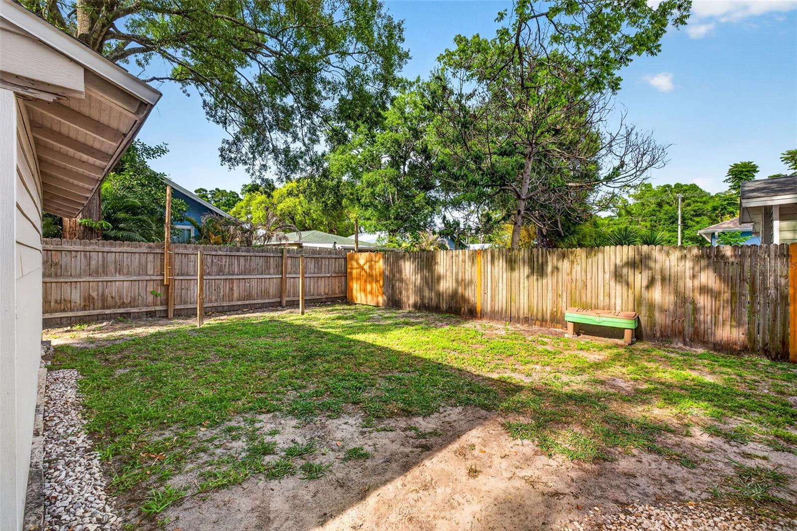 MEADOWBROOK - Residential