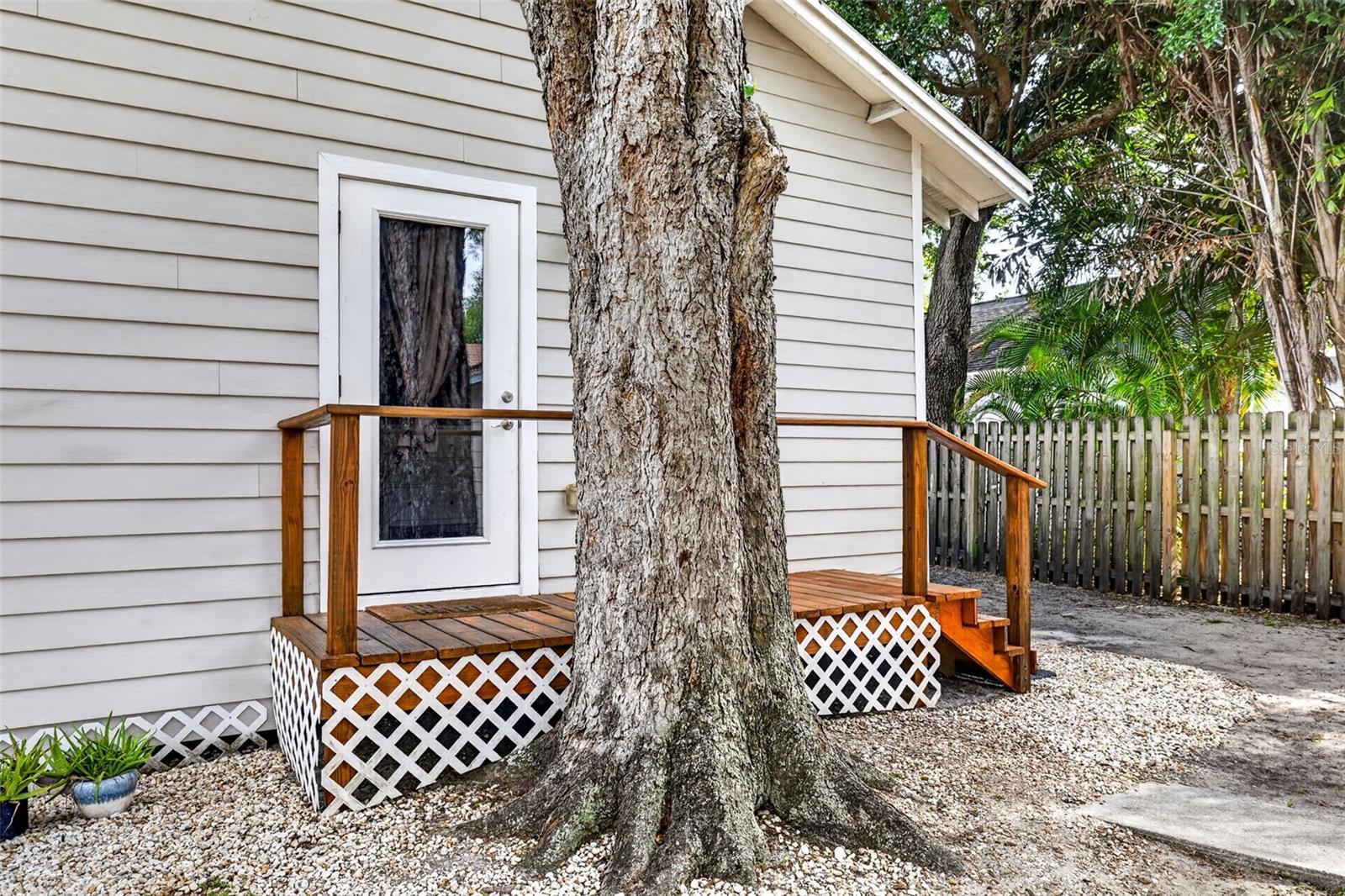 MEADOWBROOK - Residential