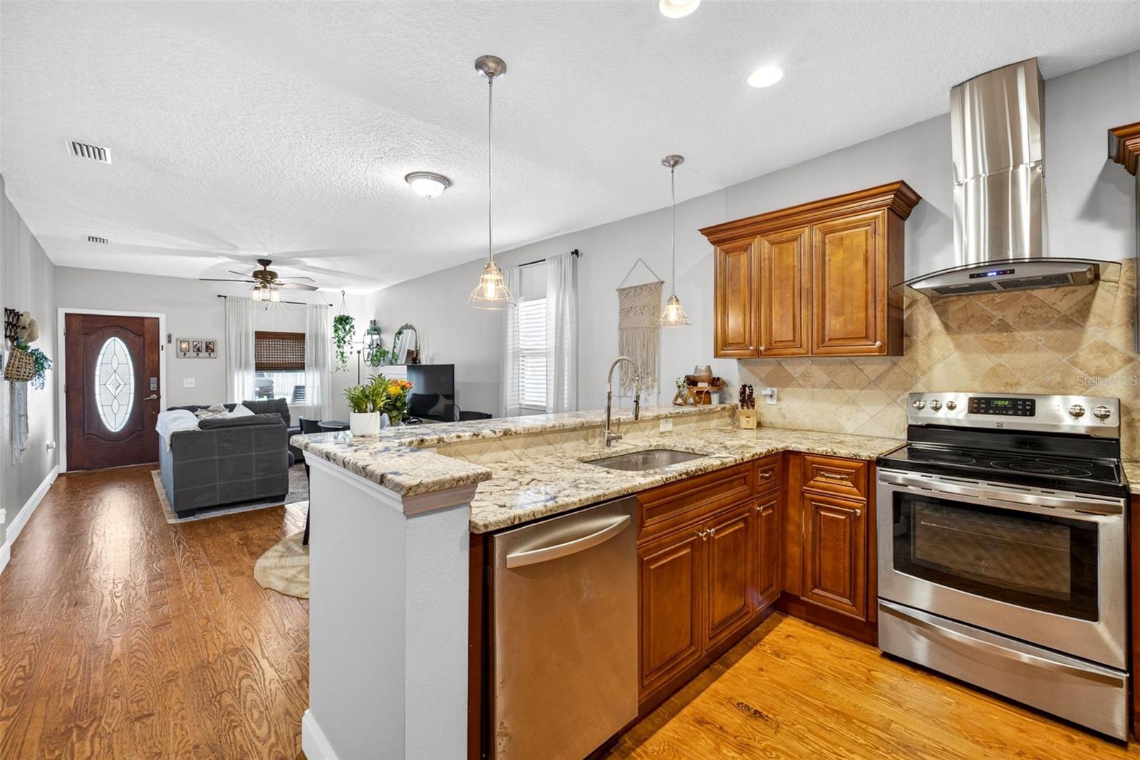 MEADOWBROOK - Residential