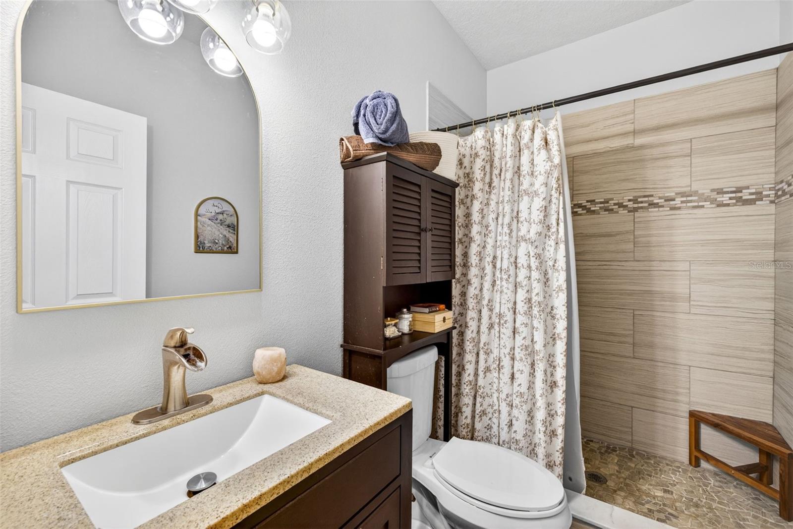 MEADOWBROOK - Residential