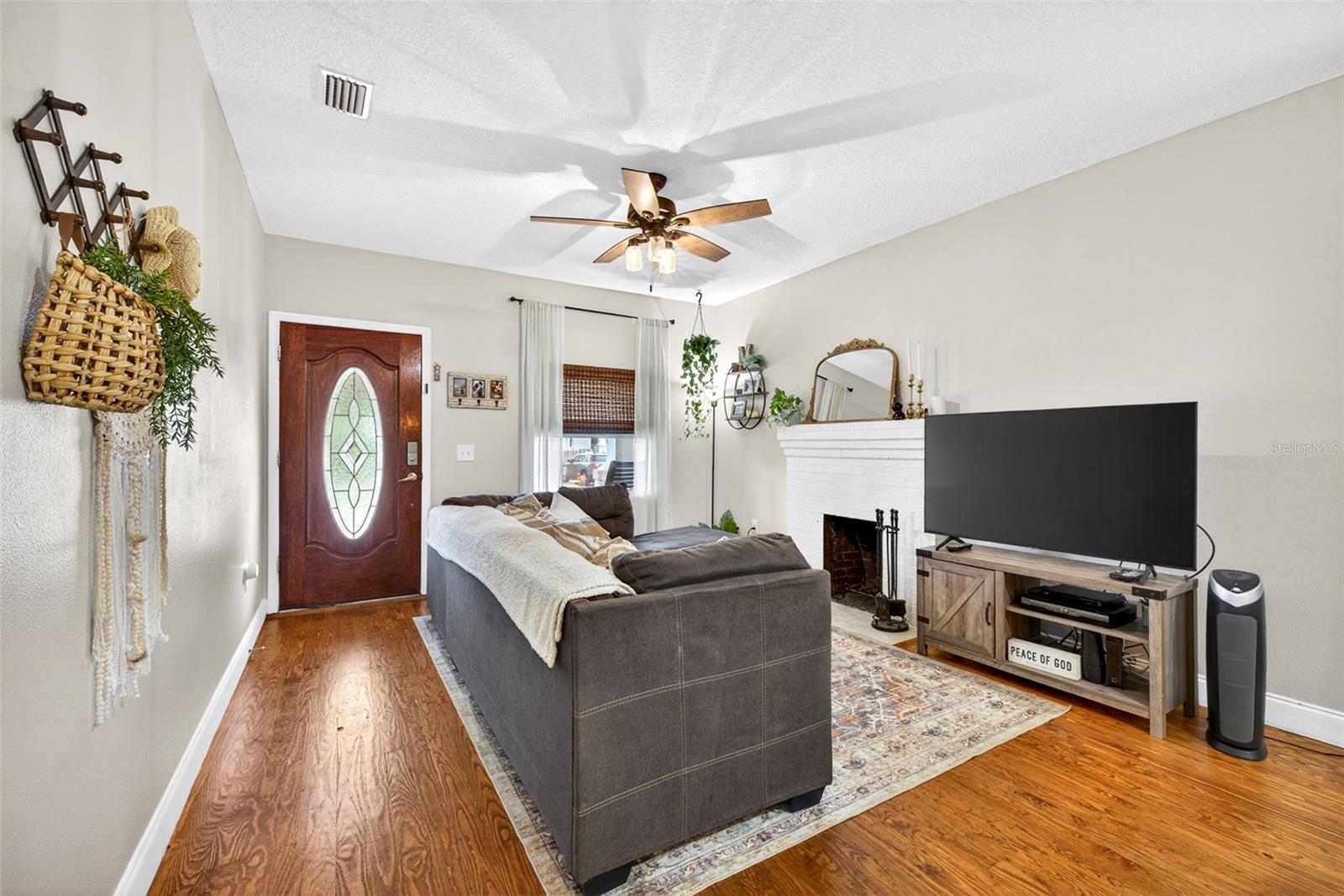 MEADOWBROOK - Residential
