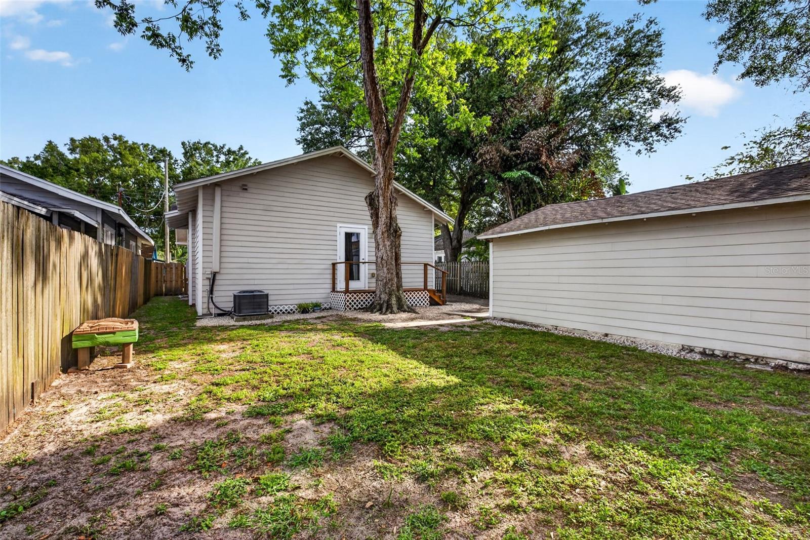 MEADOWBROOK - Residential