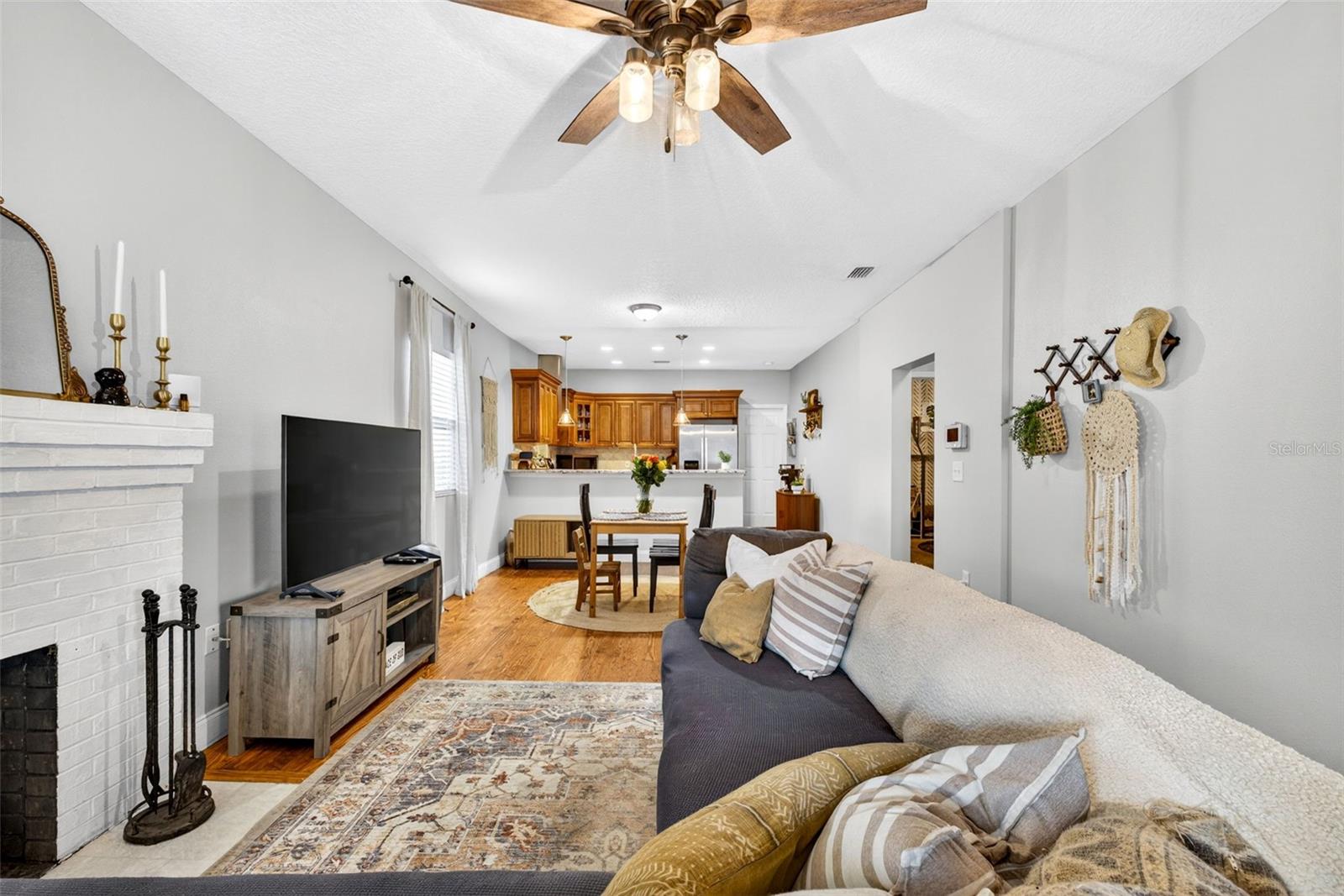 MEADOWBROOK - Residential