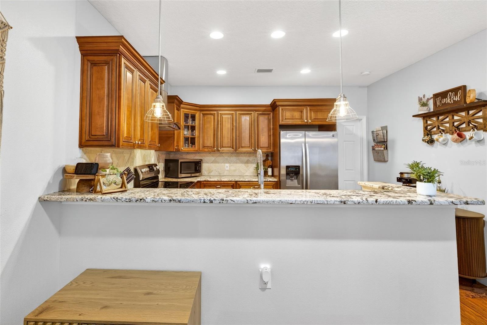 MEADOWBROOK - Residential