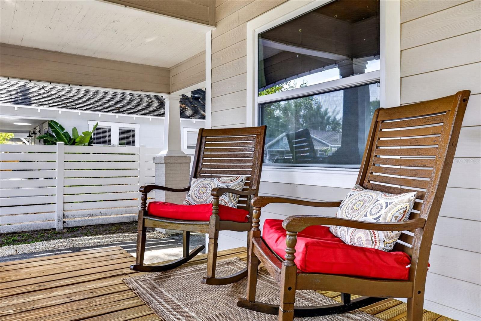 MEADOWBROOK - Residential
