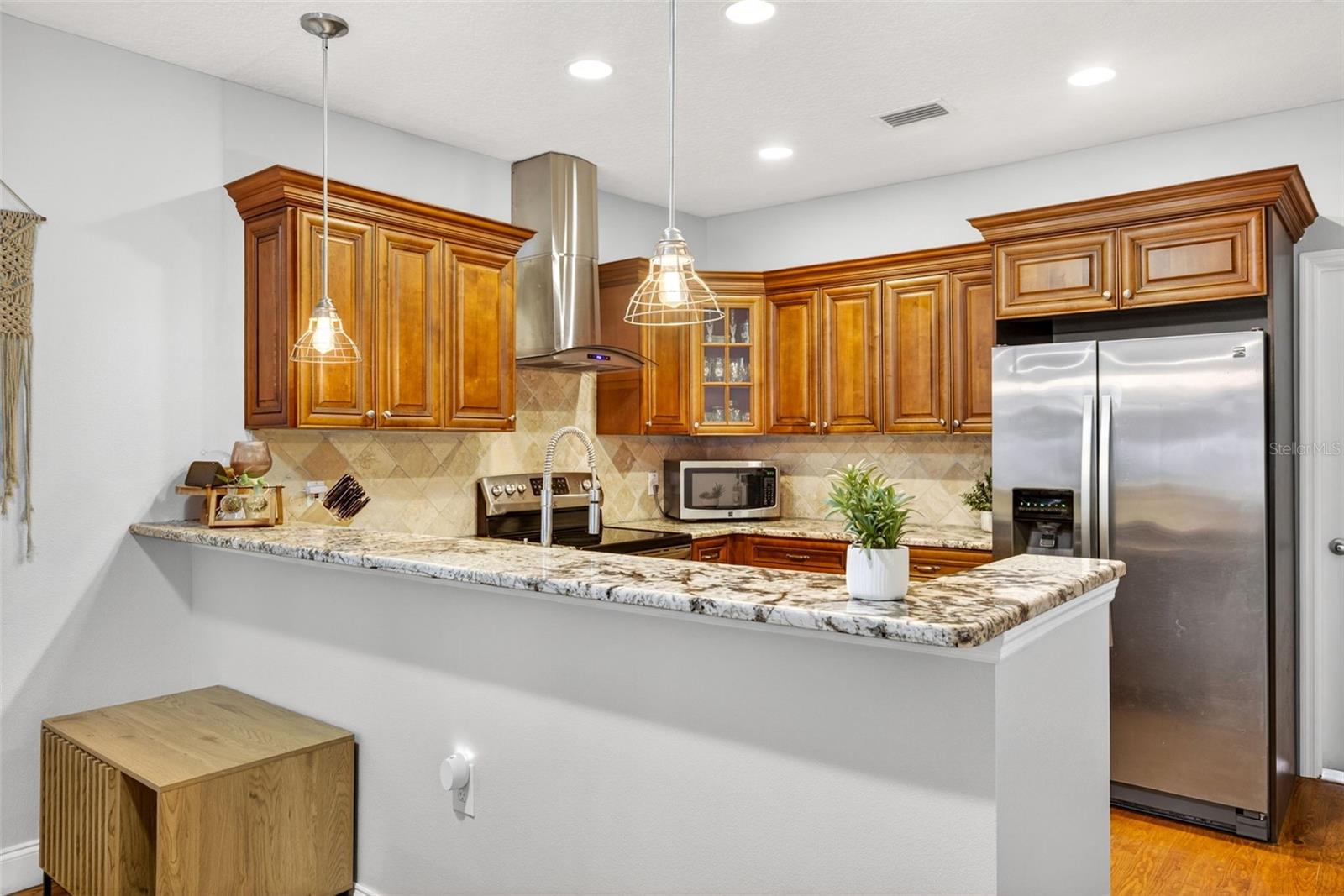 MEADOWBROOK - Residential