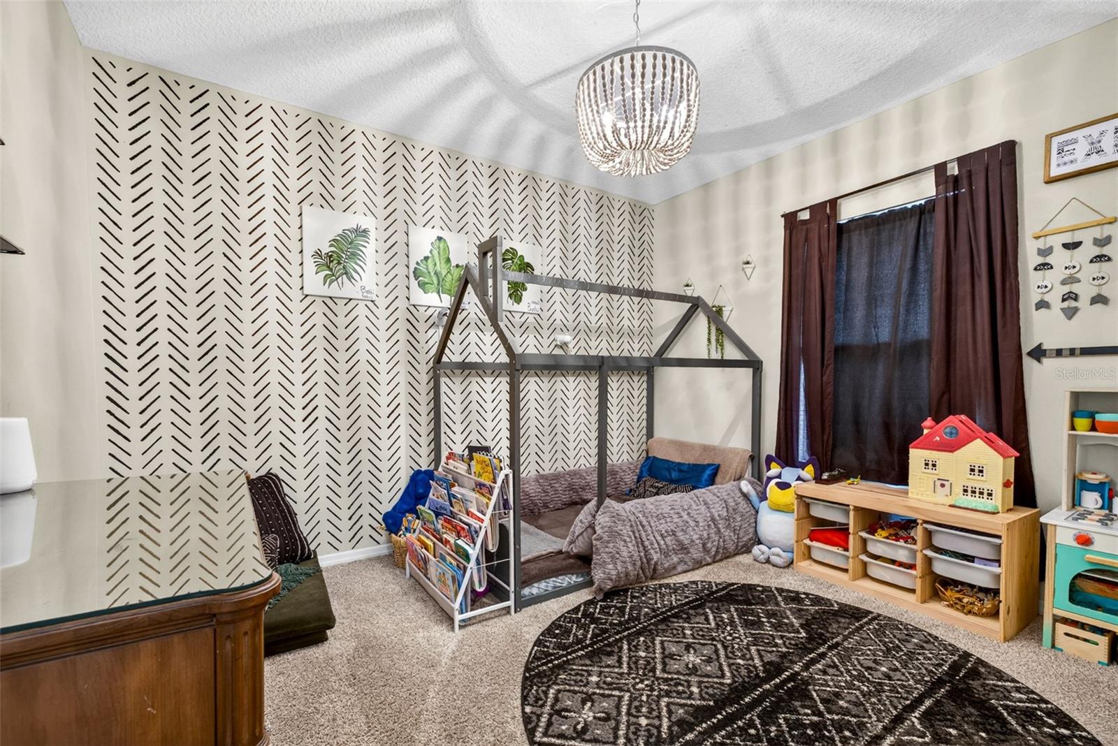 MEADOWBROOK - Residential