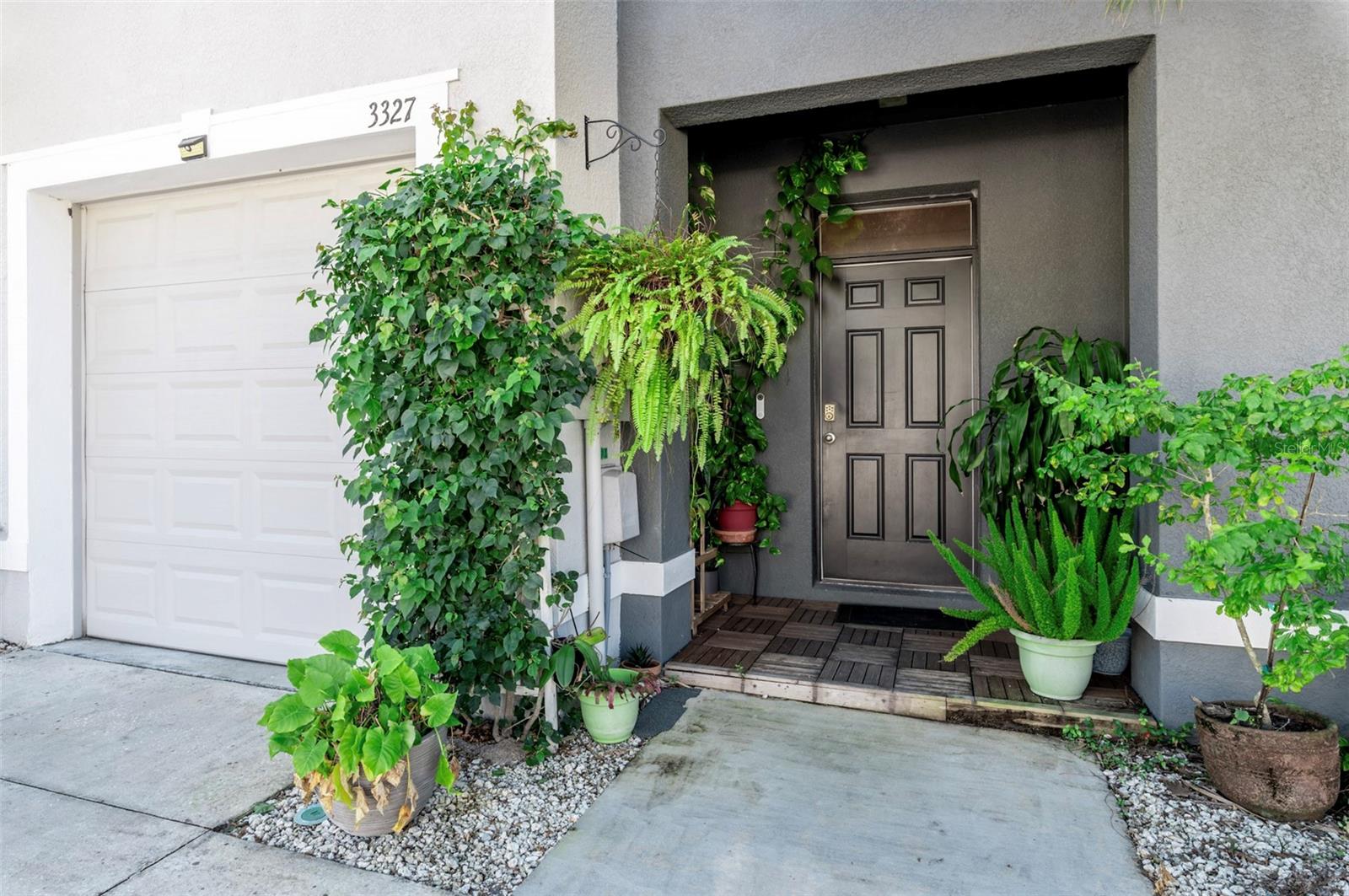 3327 PLEASANT WILLOW COURT