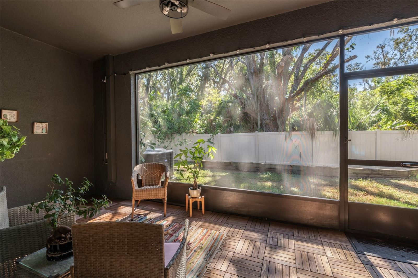 DISTRICT/BLOOMINGDALE - Residential