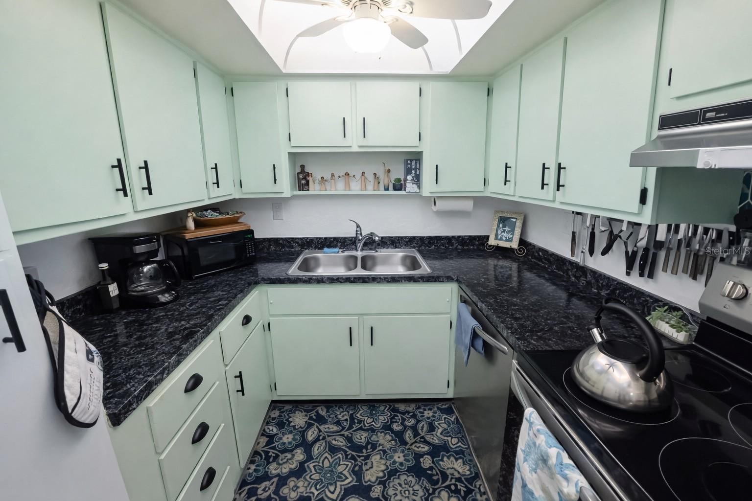 BERKLEY HOUSE - Residential