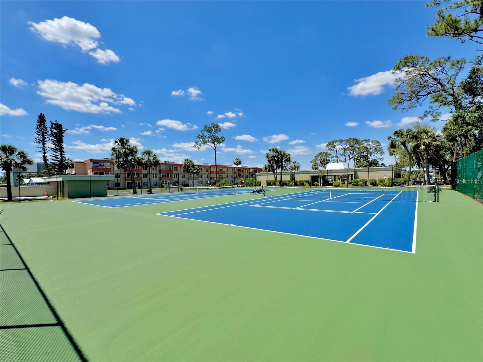 BERKLEY HOUSE - Residential