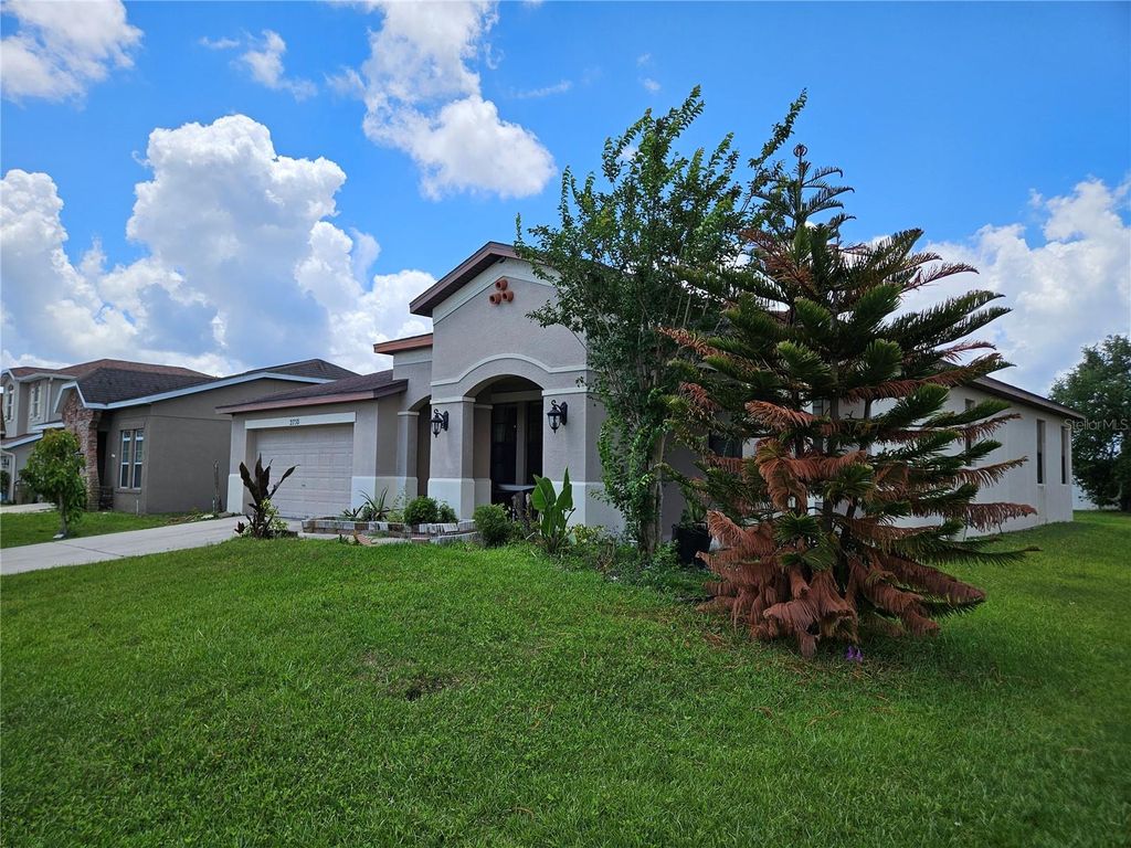 Photo of 2750 Corbel Loop, Kissimmee, FL 34746 (MLS # O6405493)