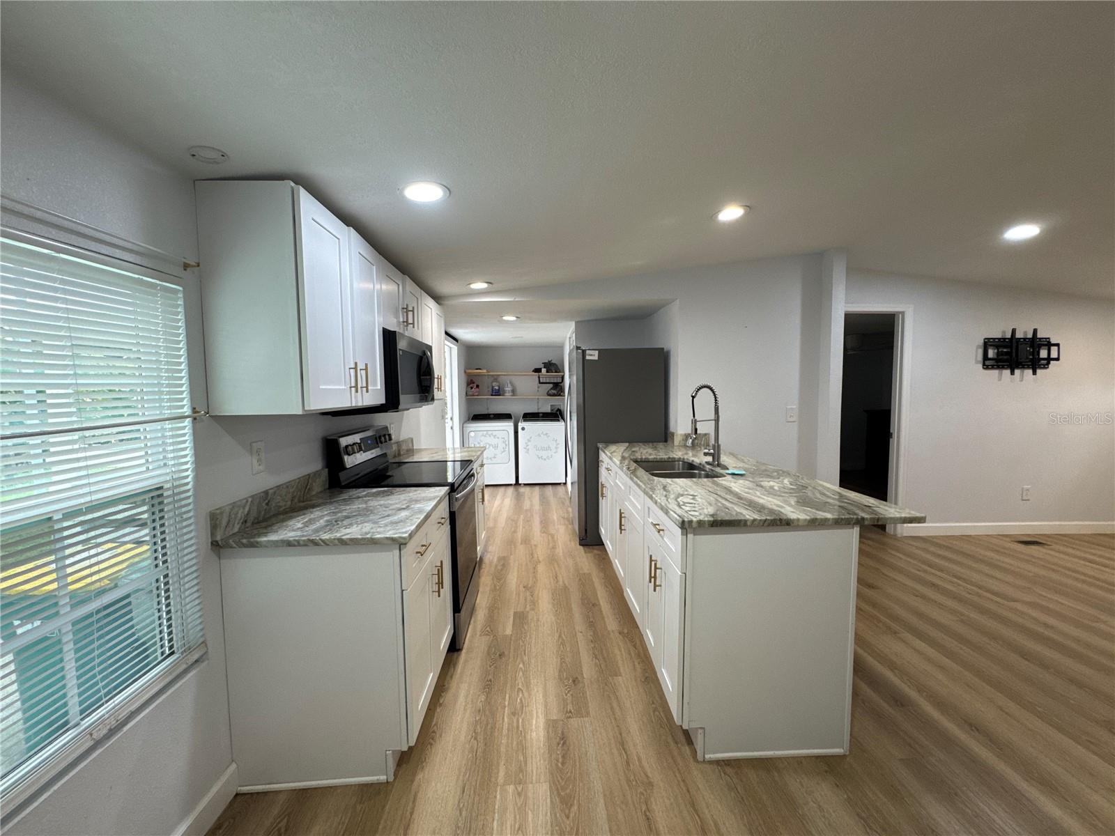 4760 LAKE ONTARIO DRIVE