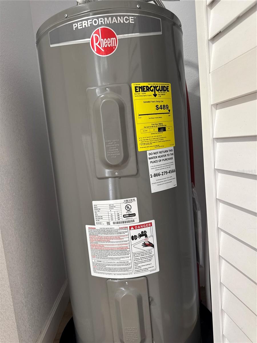 SUN LAKE ESTATES - Residential