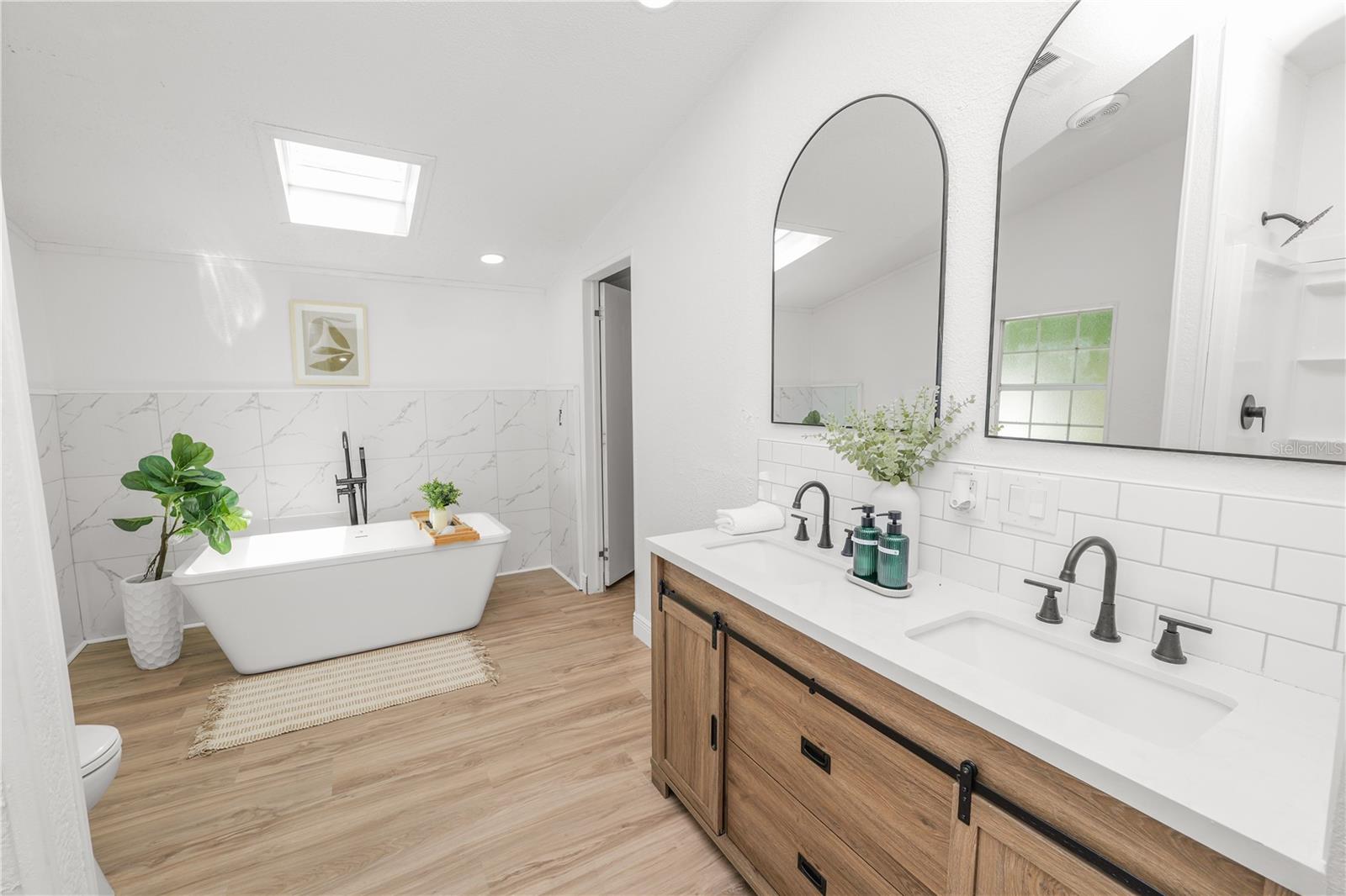 OAKWOOD ACRES - Residential