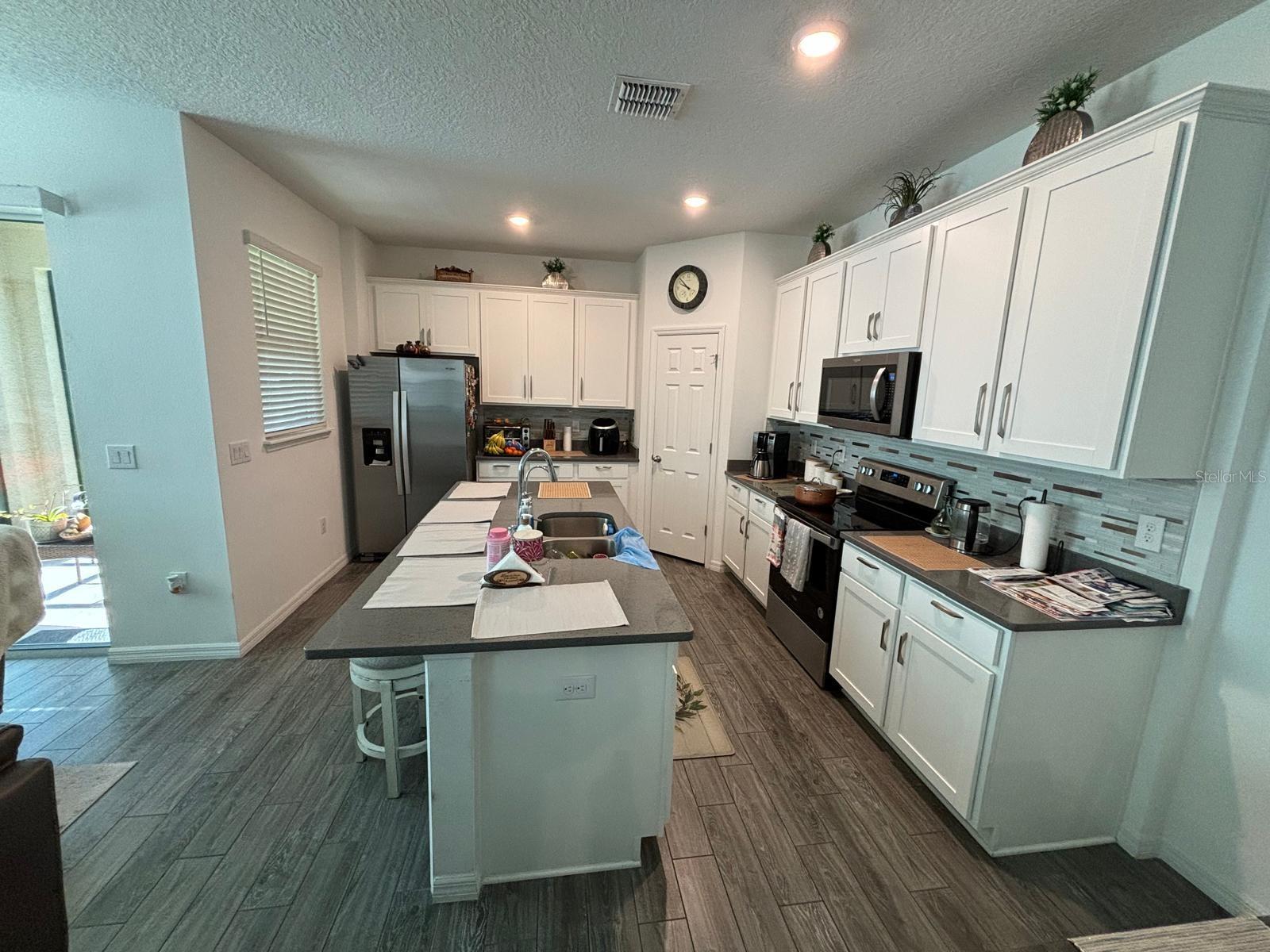 Photo 6 of 33 of 15079 WILLOW ARBOR CIRCLE townhome