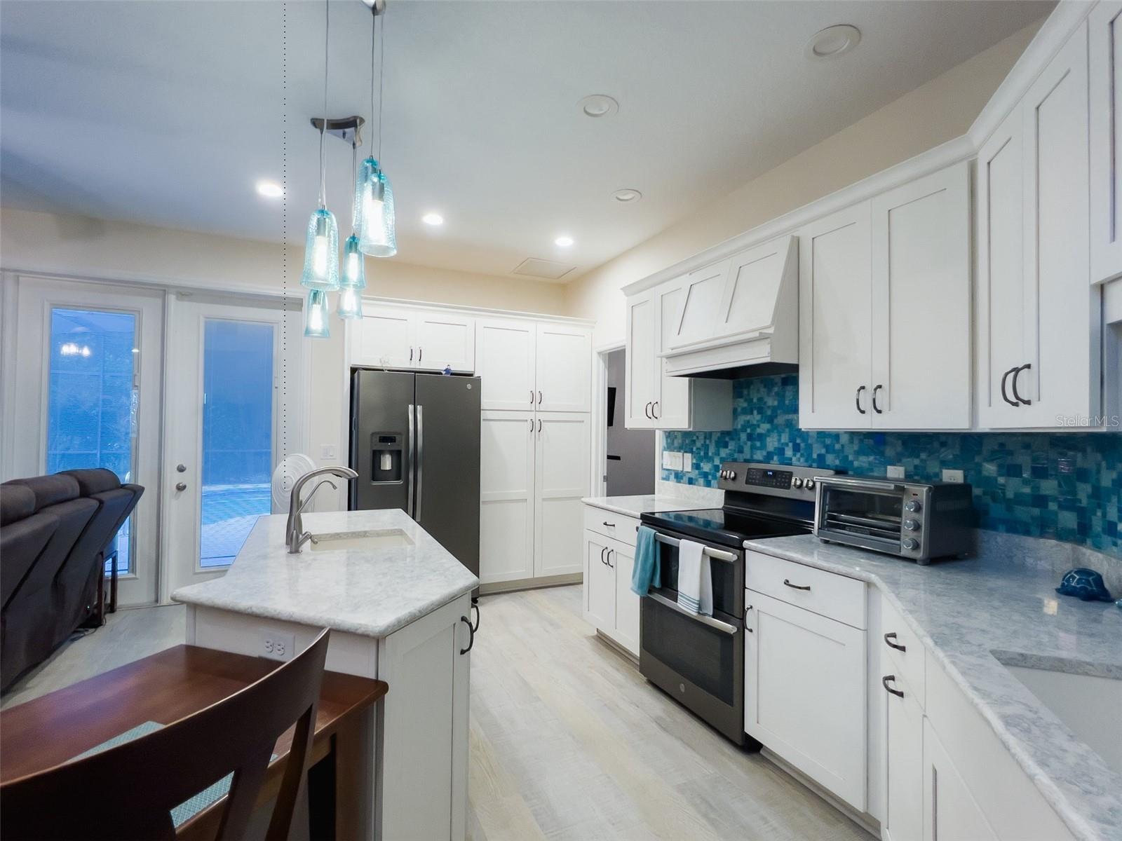CONSIGNY PLACE SUB - Residential