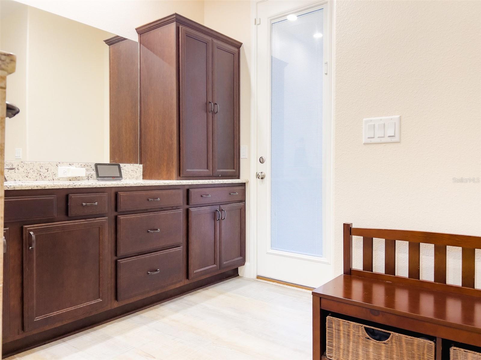 CONSIGNY PLACE SUB - Residential