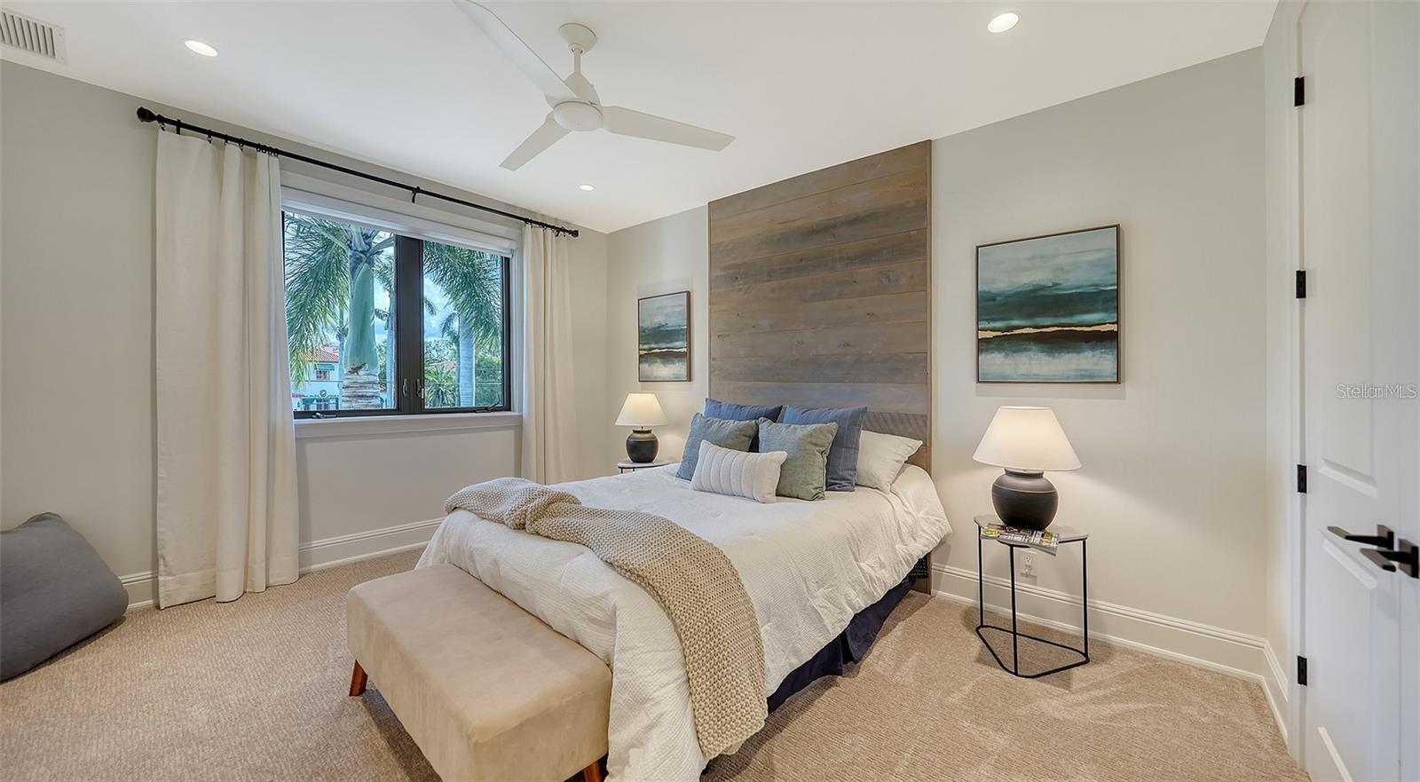 INDIAN BEACH SAPPHIRE SHORES - Residential
