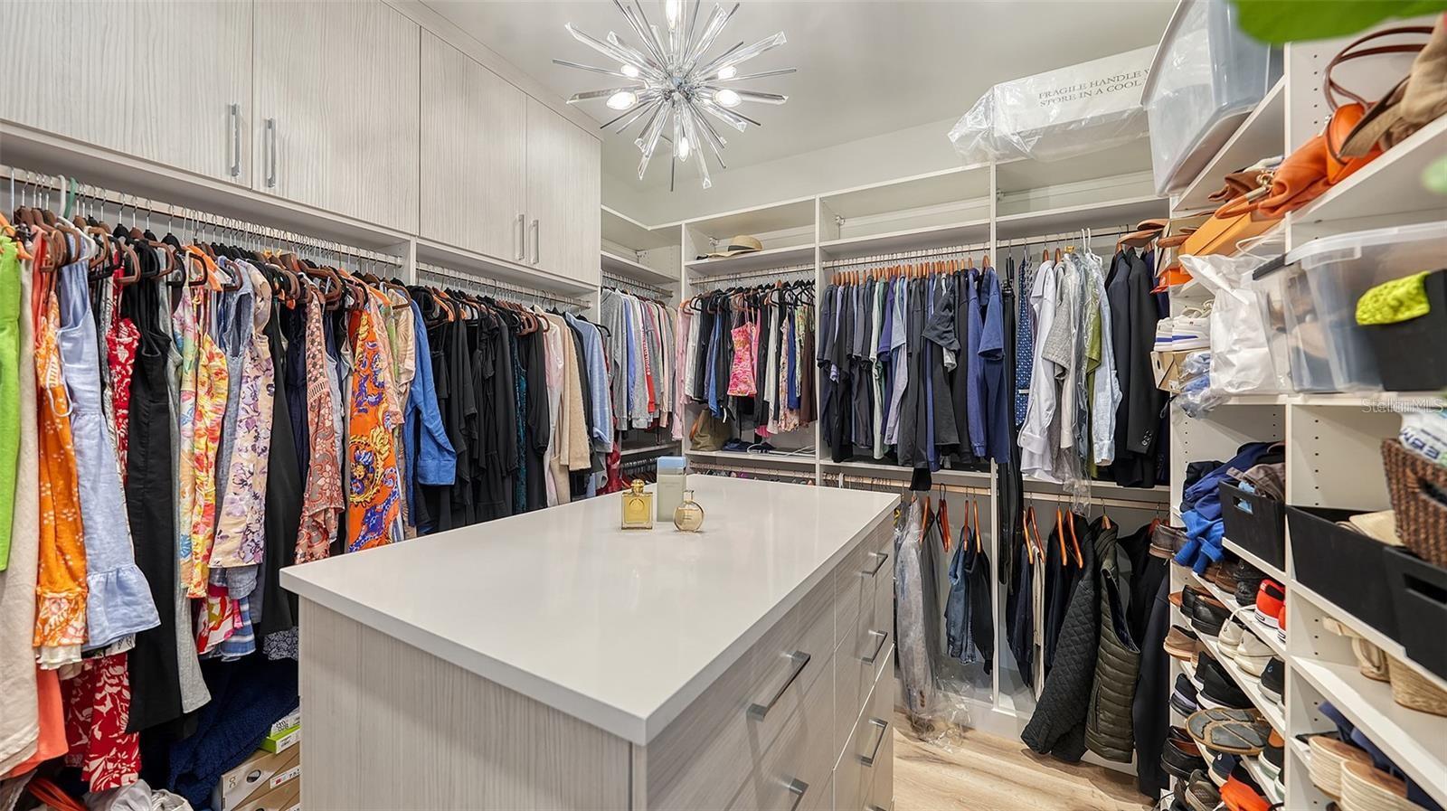 INDIAN BEACH SAPPHIRE SHORES - Residential