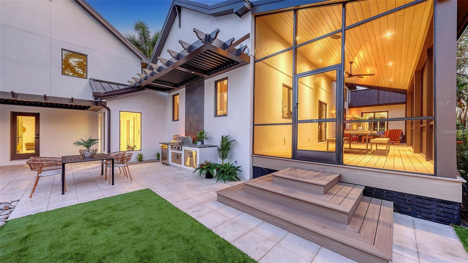 INDIAN BEACH SAPPHIRE SHORES - Residential